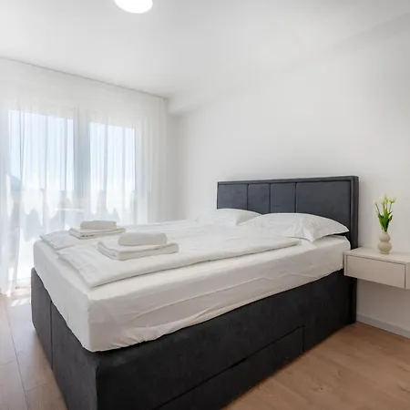 Daire Hills Makarska